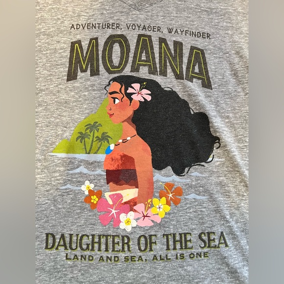 Moana Gray Women’s V Neck T-Shirt - Picture 2 of 5
